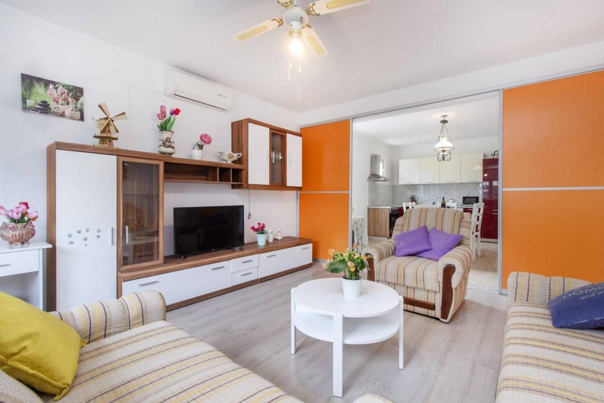 Apartments Alaga Tribalj المظهر الخارجي الصورة
