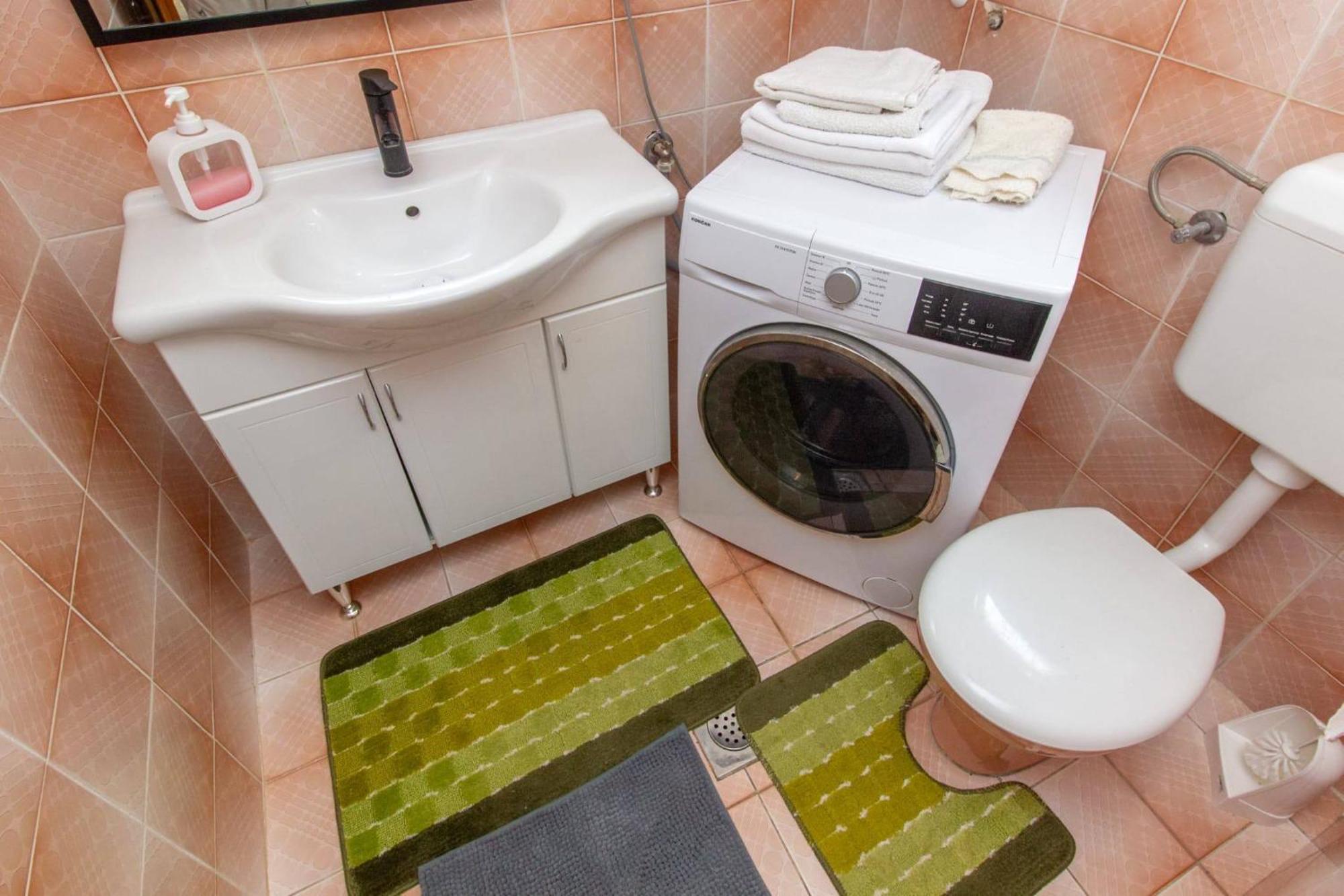 Apartments Alaga Tribalj المظهر الخارجي الصورة