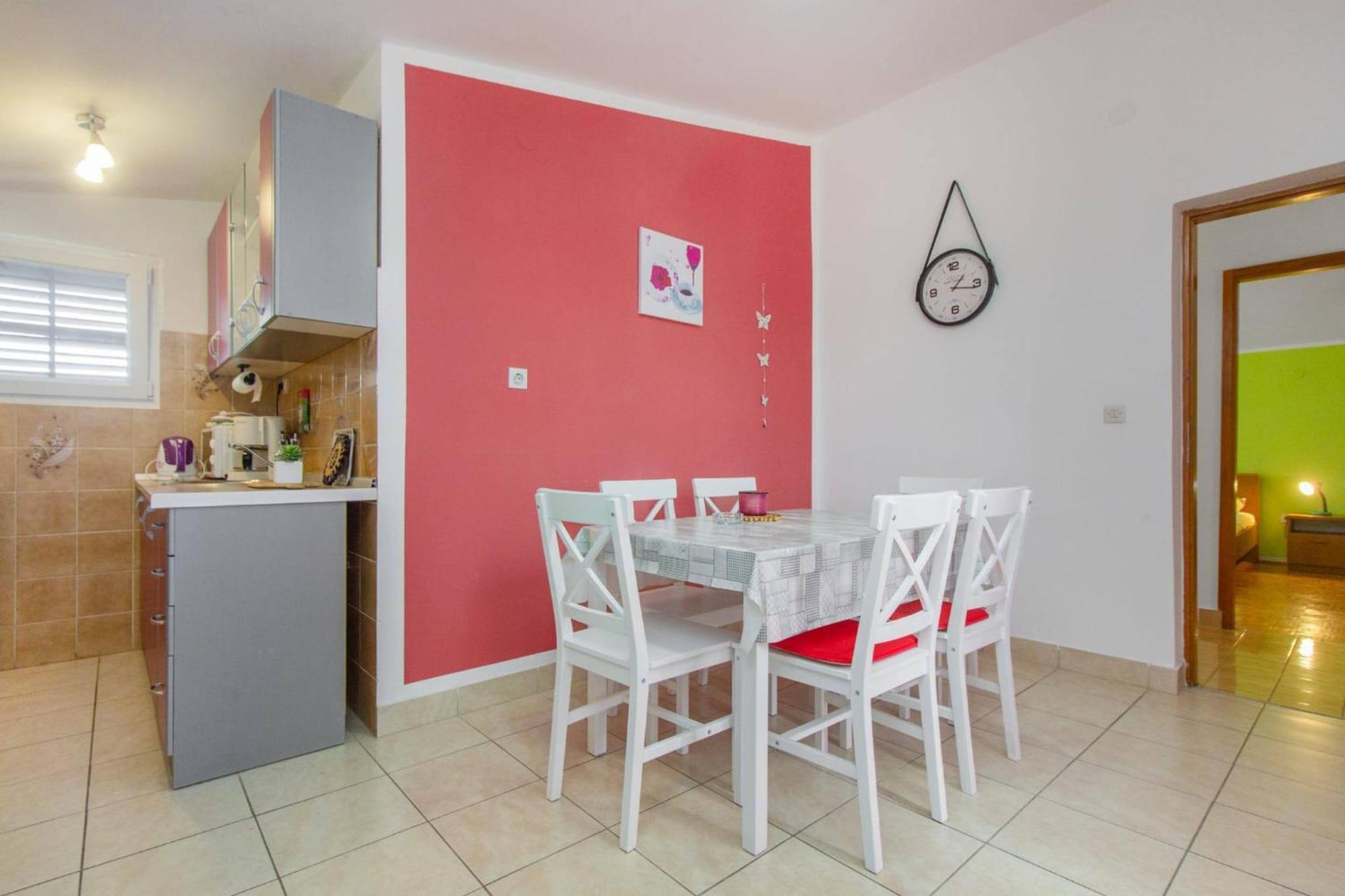 Apartments Alaga Tribalj المظهر الخارجي الصورة